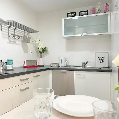 Malagadevacaciones - River Apartment *
